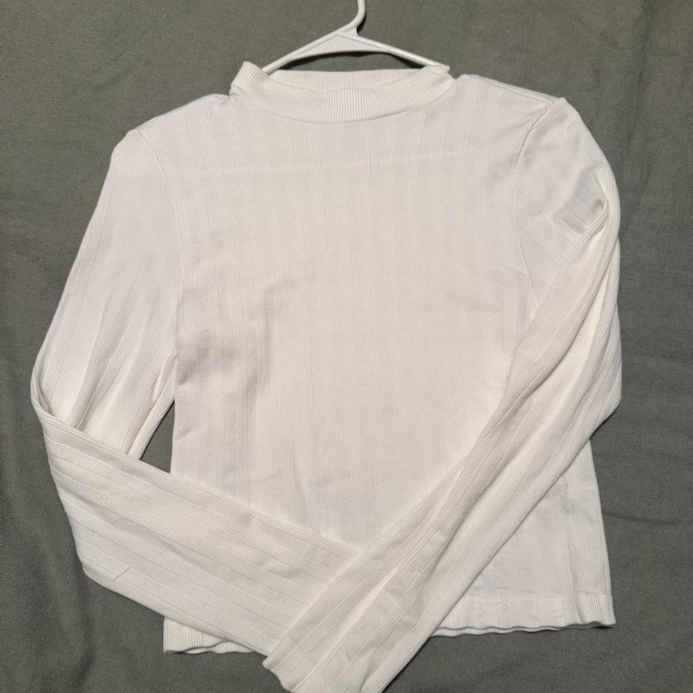 Urban Rebel White Ribbed Mock Neck Long Sleeve Top L/XL